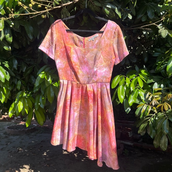 Samantha Pleet Dresses & Skirts - SAMANTHA PLEET TREASURE pink orange crystal gem print short sleeve asymmetrical